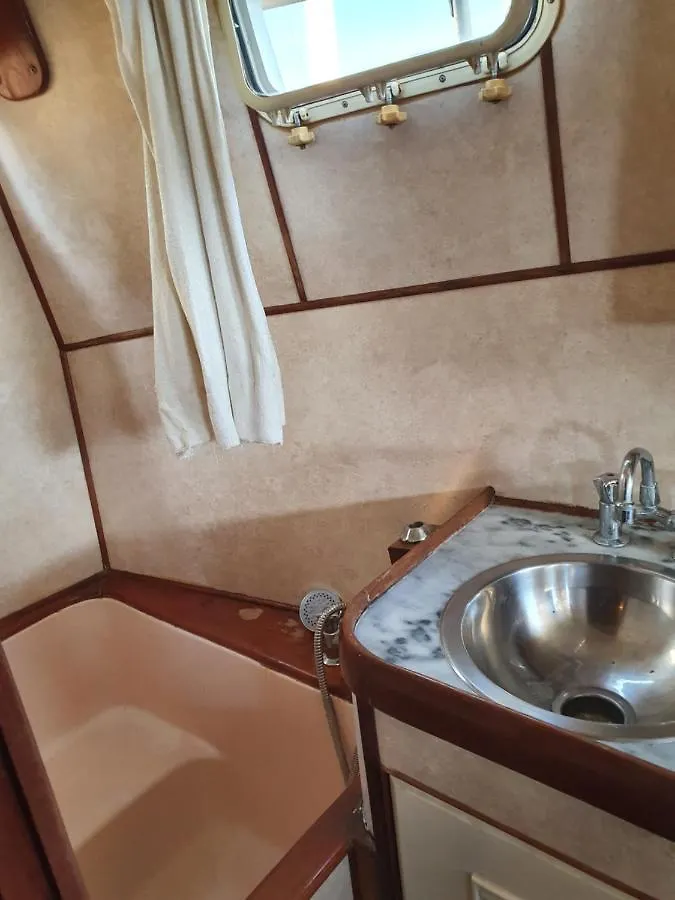 Bichik Le Frioul Hotel Marseille 0*,  France